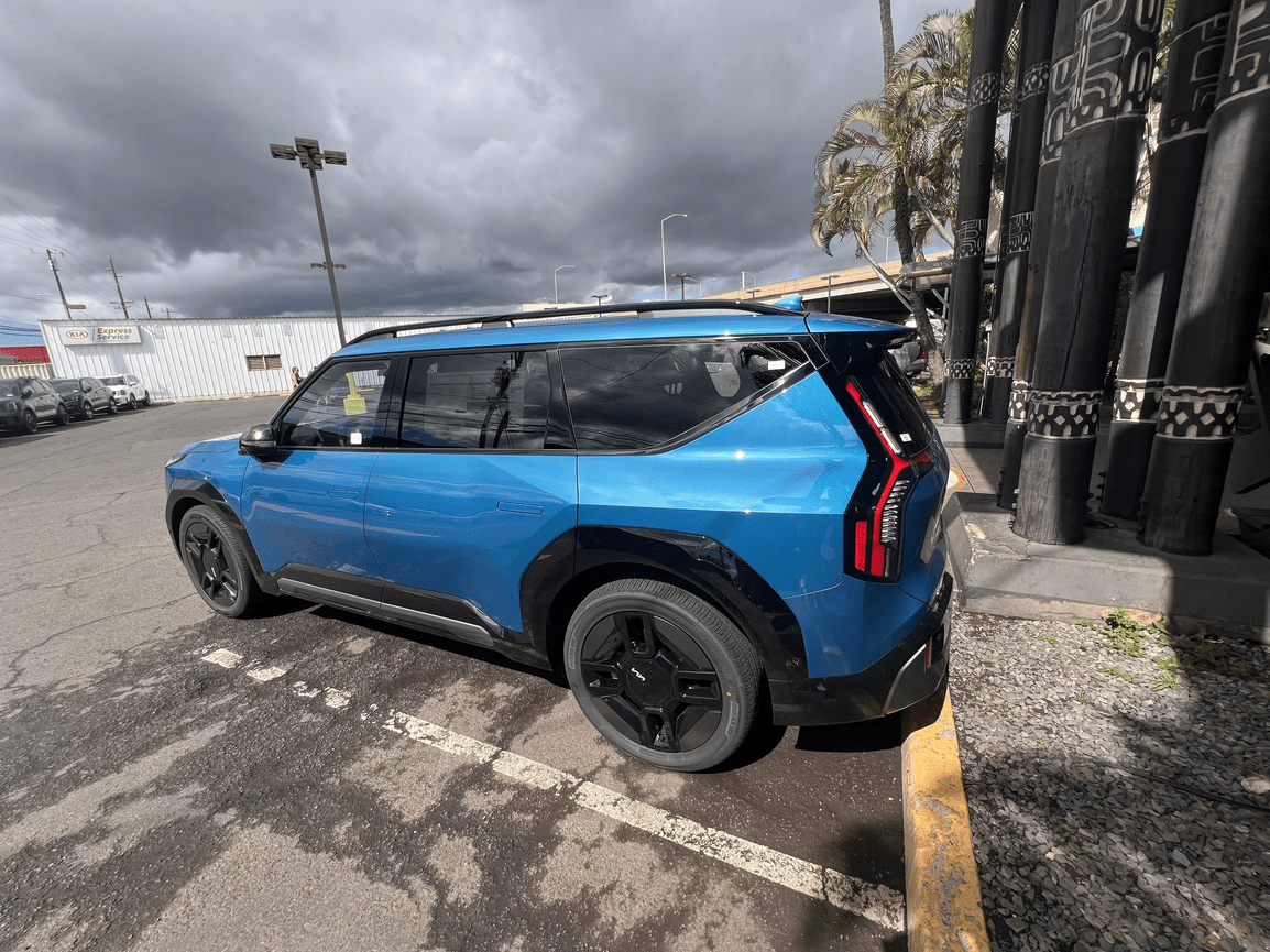 KIRK CAR RENTAL Offers Compact Car Rentals in Honolulu, HI 96815